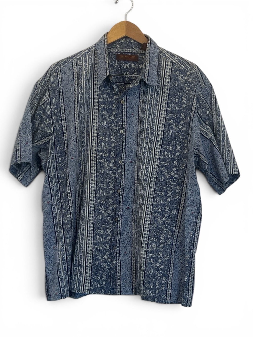 Honolulu Resort Coastal Button Down Navy Blue White Floral Batik Print (2XL)